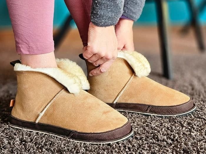 Softstar S'more Sheepskin Slippers — Coffee / Stonytip · Wide · для взрослых, фото 12