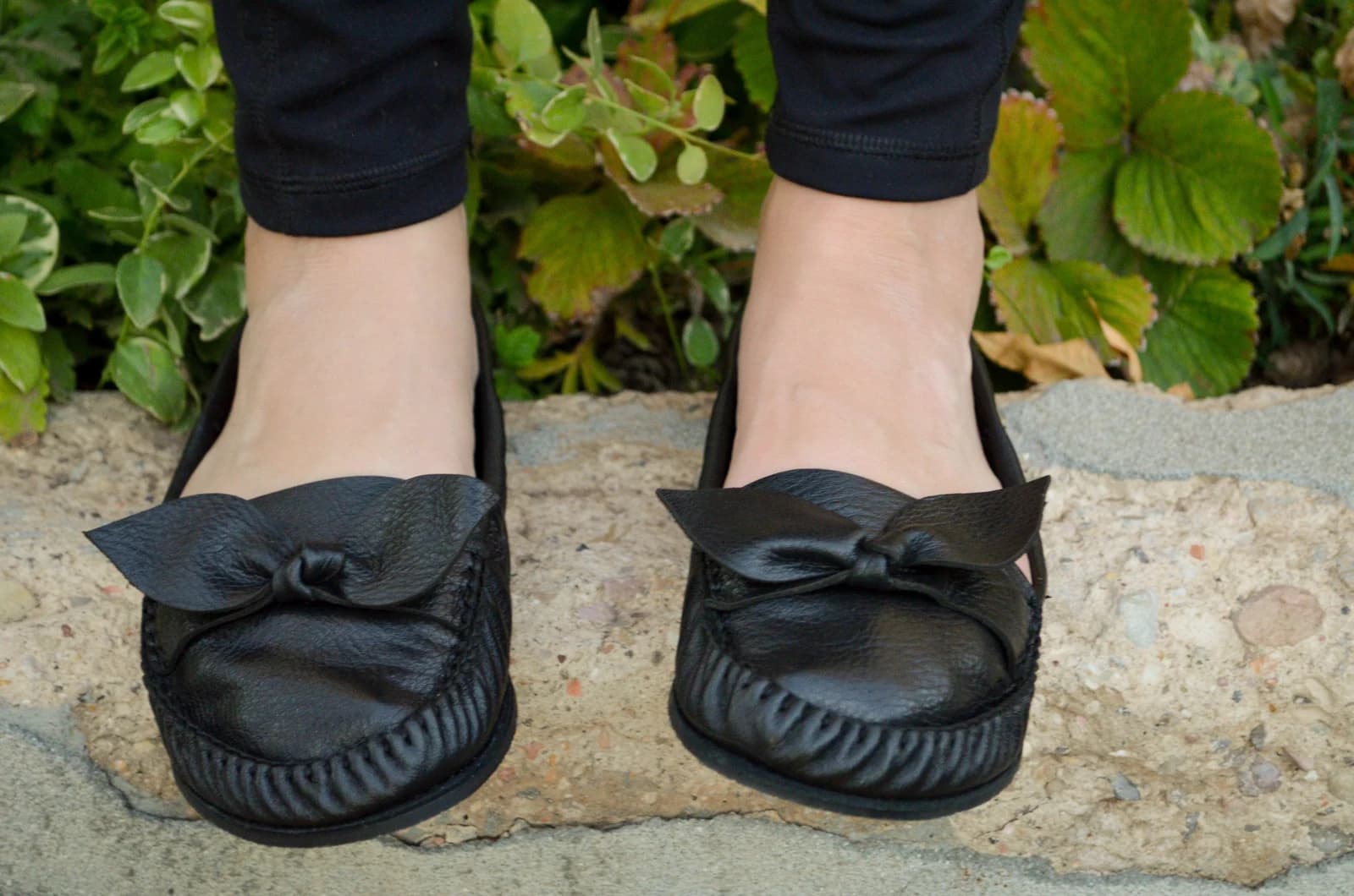 Женские балетки Unshoes Primrose — Black (с бантом), фото 2