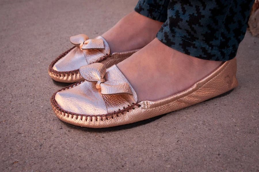 Женские балетки Unshoes Custom Metallic Primrose — Rose gold (с бантом), фото 2