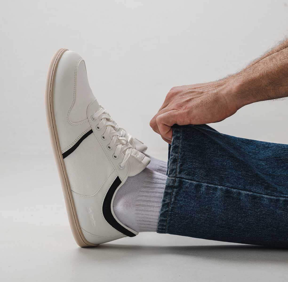 Barefoot Sneakers - Be Lenka Echo - White & Black Vegan - Main