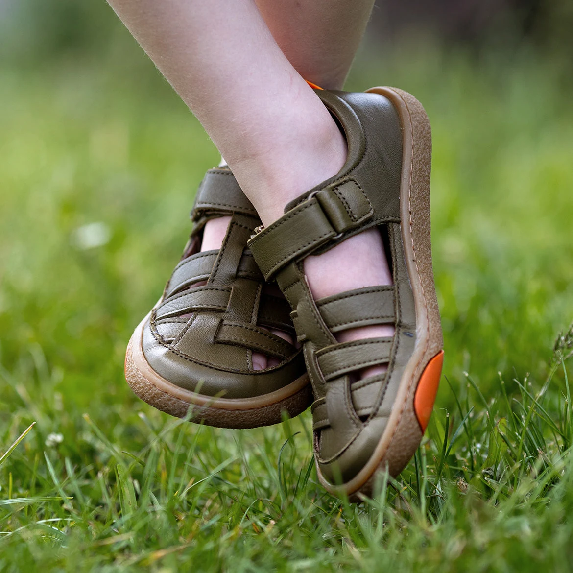 Детские сандалии Groundies Noto 2.0 — Khaki/Orange (Barefoot), фото 2
