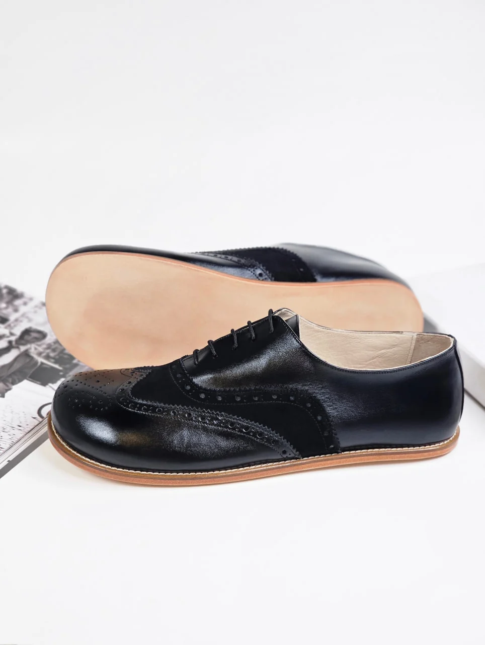 Harlem Brogue — чёрная кожа и замша, Zero Drop — жёсткая кожаная подошва, фото 1 из 6