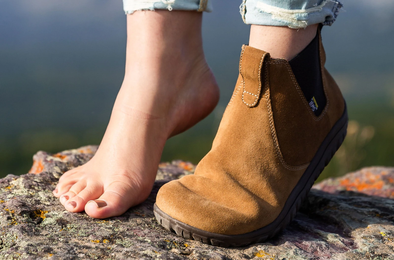 Lems Chelsea Suede Barefoot Boot — Cedar (женские), фото 2