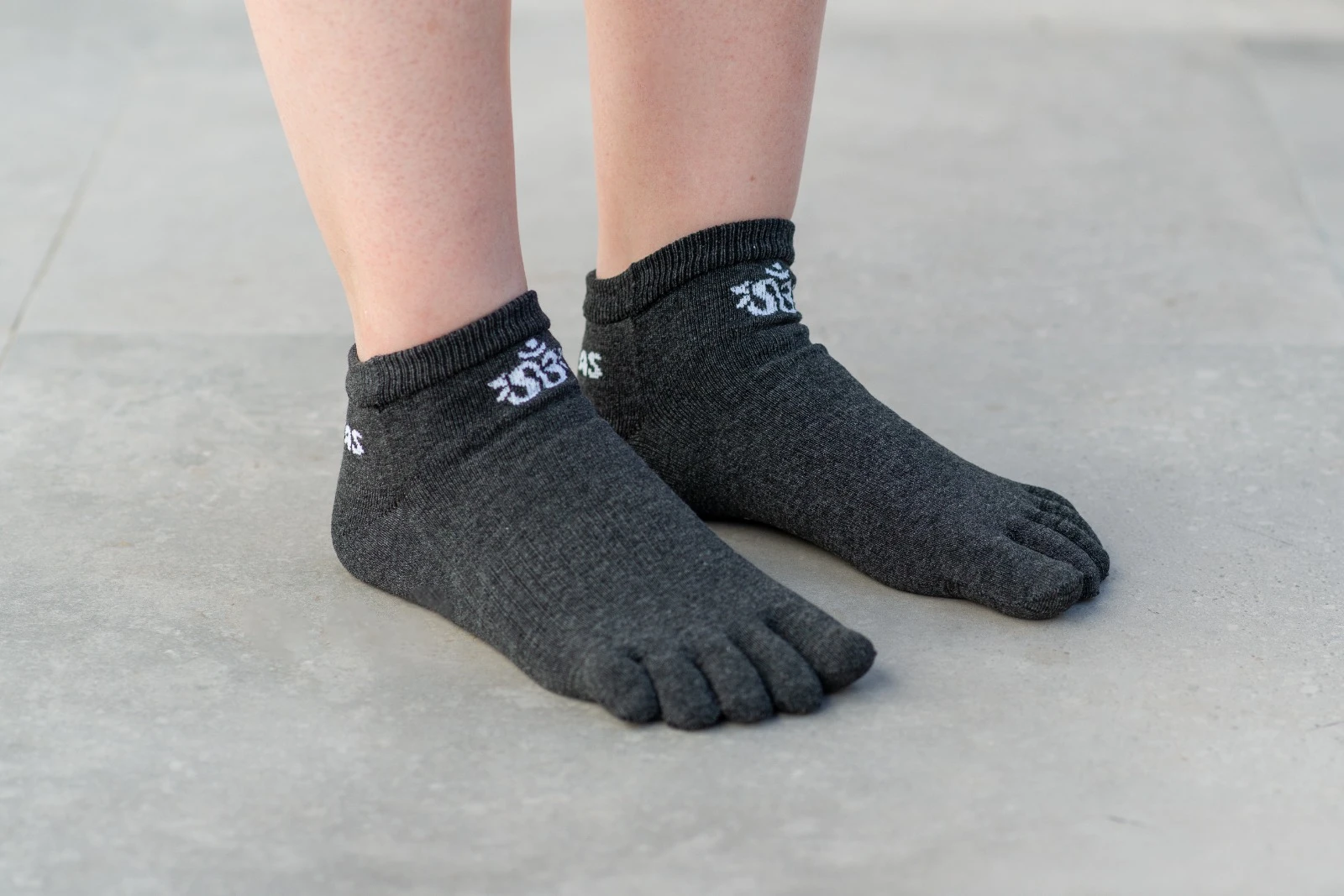 Носки с пальцами Sambas the Bambas из вискозы, антрацитовый — фото 1 из 3