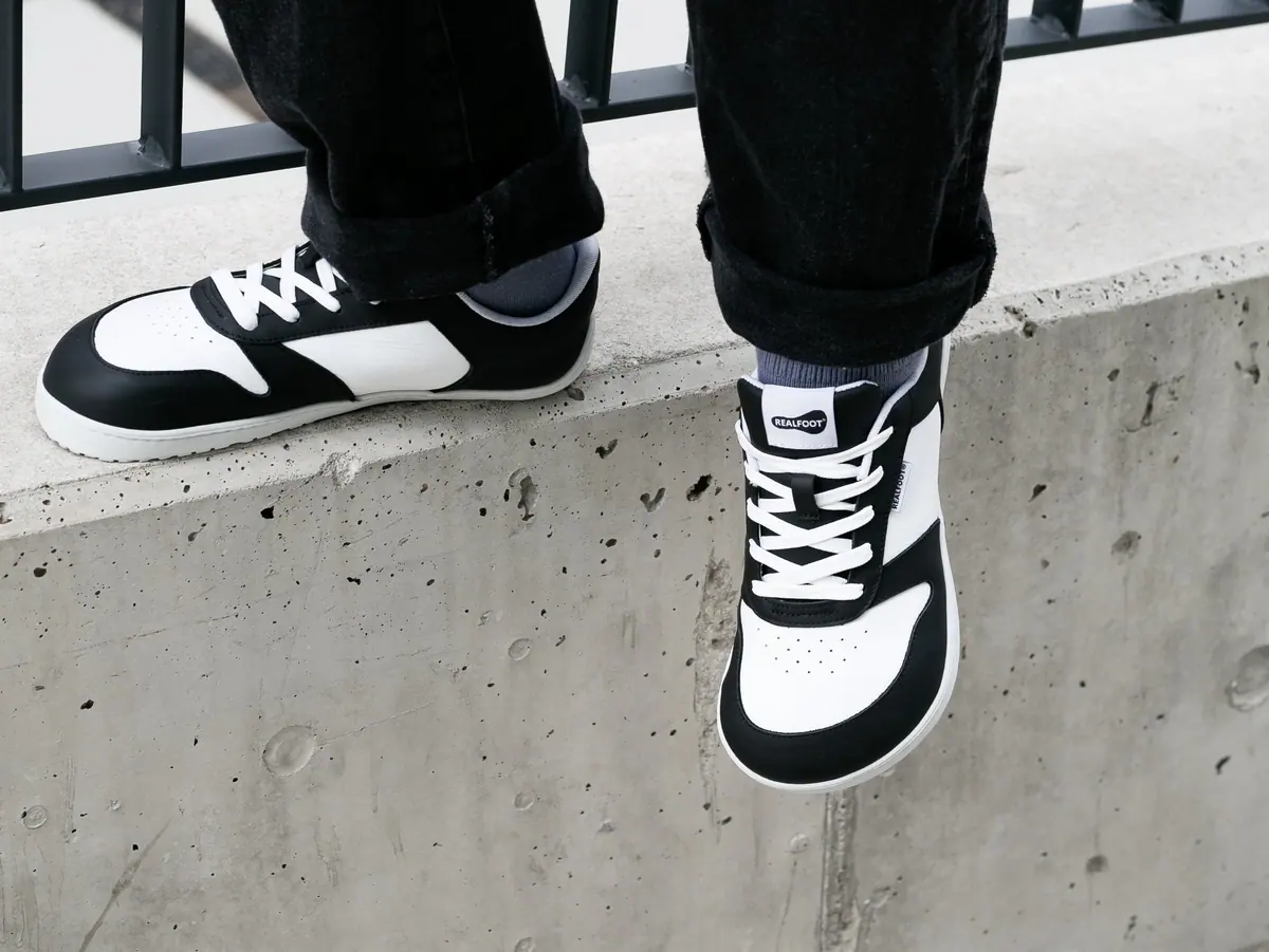 Босоногие кроссовки Realfoot Pulse Black and White, фото 8