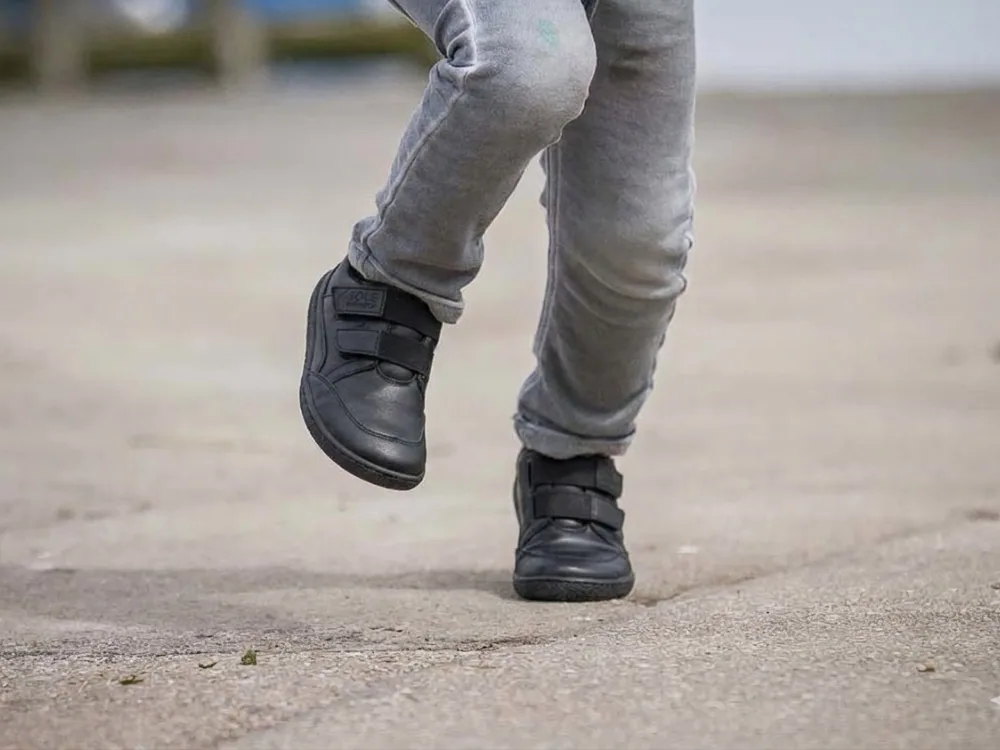 Детские полуботинки Sole Runner Puck 2 из чёрной кожи, фото 2